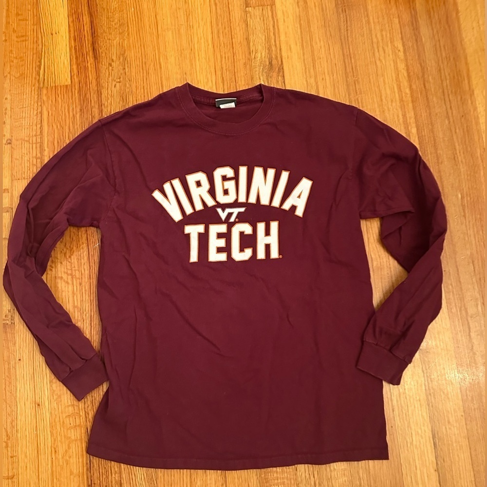 Virginia Tech Hokies Shirt Men Size M  Maroon Tee Long Sleeve by MV sport (c6